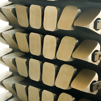 機(jī)械矩陣動(dòng)態(tài)翻轉(zhuǎn)屏